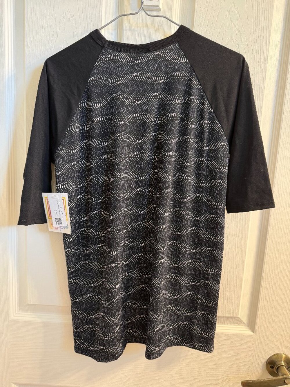LuLaRoe Unisex Sloan Tween NWT - Baseball Tee